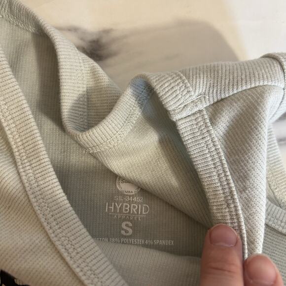 Hello Kitty High Neck Green Tank Top Flowers Ribbed Cropped Crop Top SZ S SANRIO - Picture 2 of 5